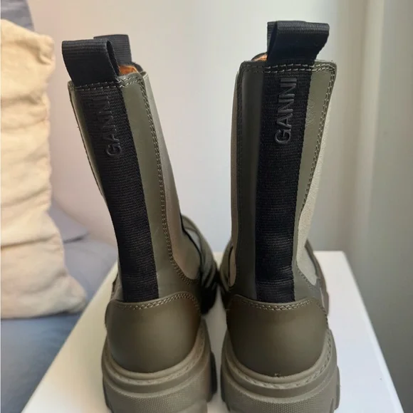 Ganni Green Chelsea Boot - Picture 3 of 7